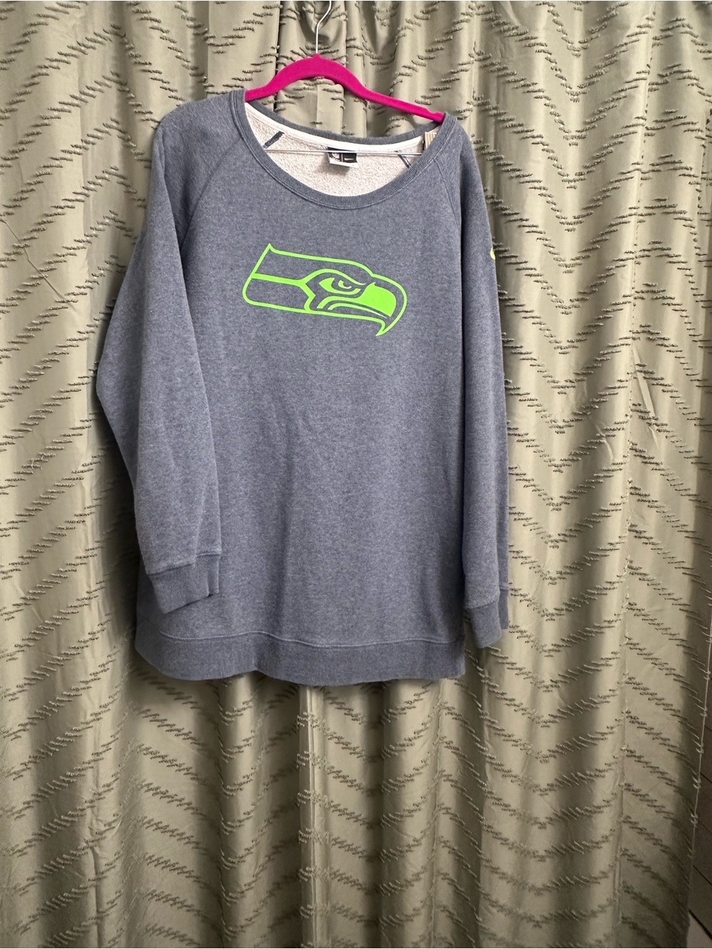 Nike NFL Seattle Seahawks sweatshirt size L 
Pullover crewneck sweatshirt